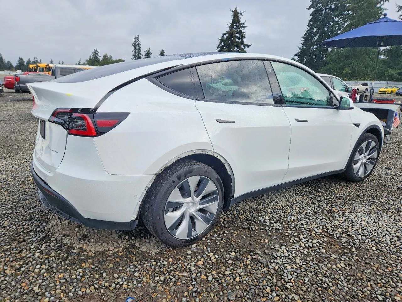 Tesla Model Y * LONG* RANGE* AWD* , снимка 4 - Автомобили и джипове - 56737104