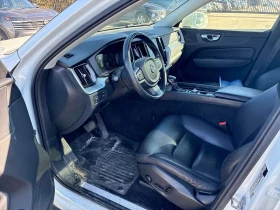 Volvo XC60 Momentum  CARFAX, снимка 5