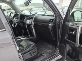 Toyota 4runner * SR5 * PANO* KEYLESS* ПОДГРЕВ* , снимка 13
