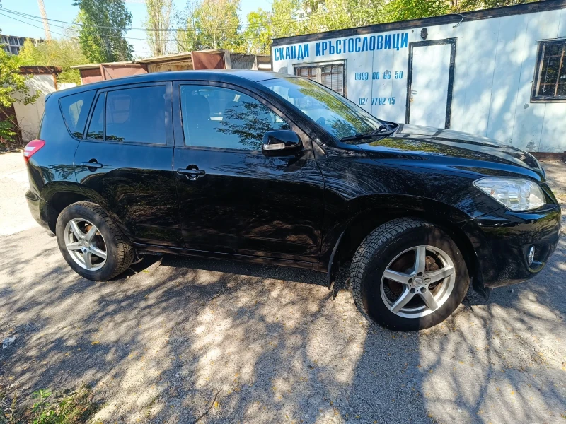 Toyota Rav4 2.2 , 150 к.с, снимка 3 - Автомобили и джипове - 47385612