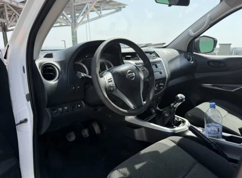 Nissan Navara 2.3 dci , снимка 5 - Автомобили и джипове - 51369434