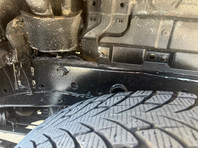 Nissan Navara 2.3 dci , снимка 14 - Автомобили и джипове - 51369434