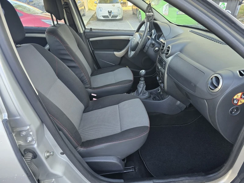 Dacia Duster 1.5DCI/110KC/4X4/FACELIFT/ИТАЛИЯ, снимка 11 - Автомобили и джипове - 52226508