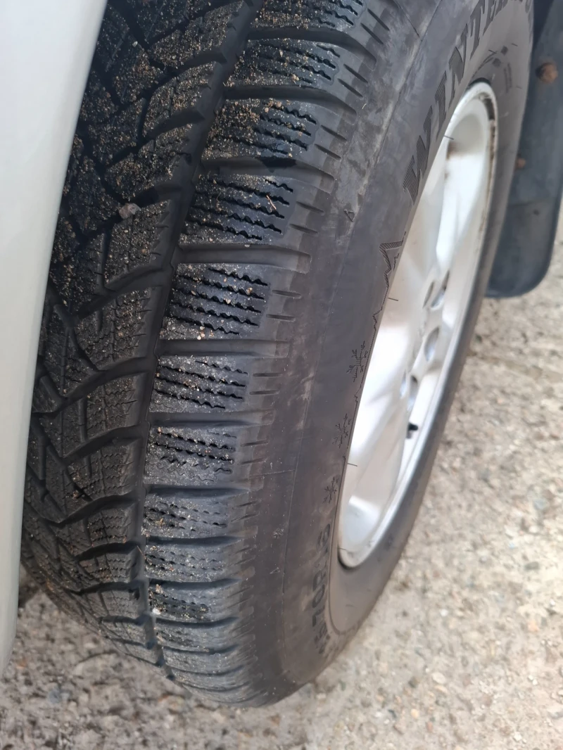 Toyota Rav4, снимка 4 - Автомобили и джипове - 52344816