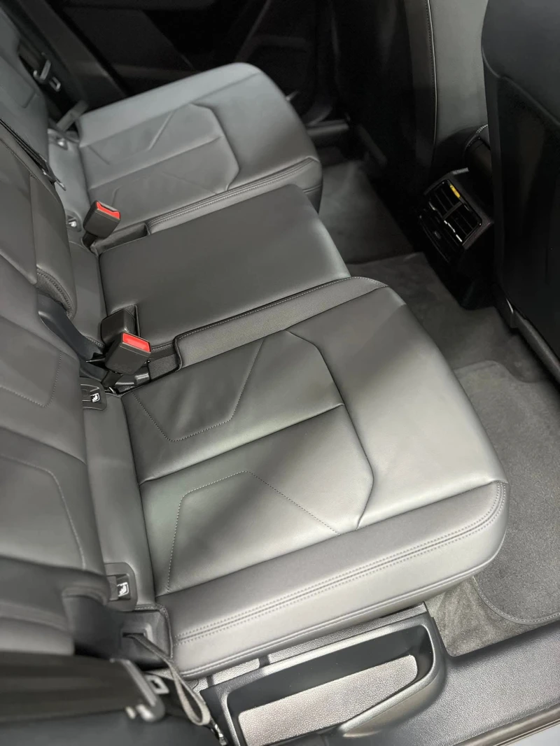 Audi Q3 35 TFSI, снимка 11 - Автомобили и джипове - 52676906