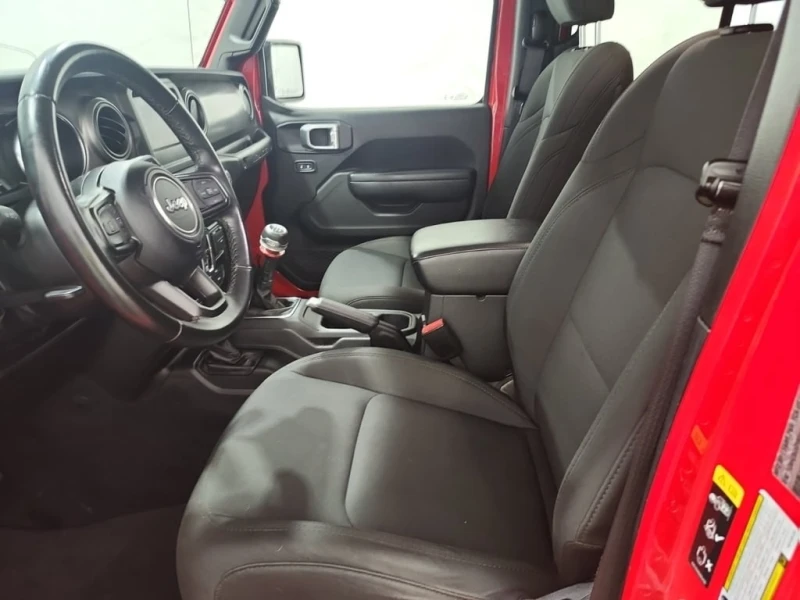 Jeep Wrangler * UNLIMITED SPORT * CARFAX * БЕЗ ПЪРВОНАЧАЛНА ВНОС, снимка 5 - Автомобили и джипове - 53228362