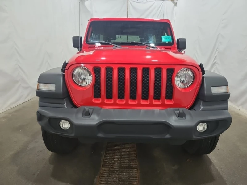 Jeep Wrangler * UNLIMITED SPORT * CARFAX * БЕЗ ПЪРВОНАЧАЛНА ВНОС, снимка 8 - Автомобили и джипове - 53228362