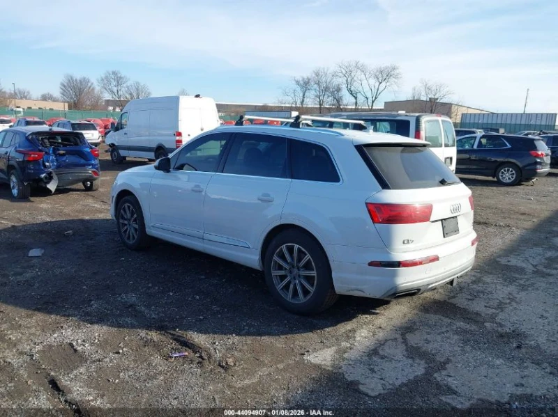 Audi Q7 3l 3.0T Premium, снимка 3 - Автомобили и джипове - 53577598