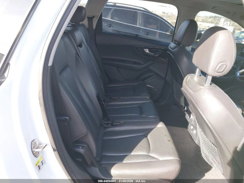 Audi Q7 3l 3.0T Premium, снимка 8 - Автомобили и джипове - 53577598