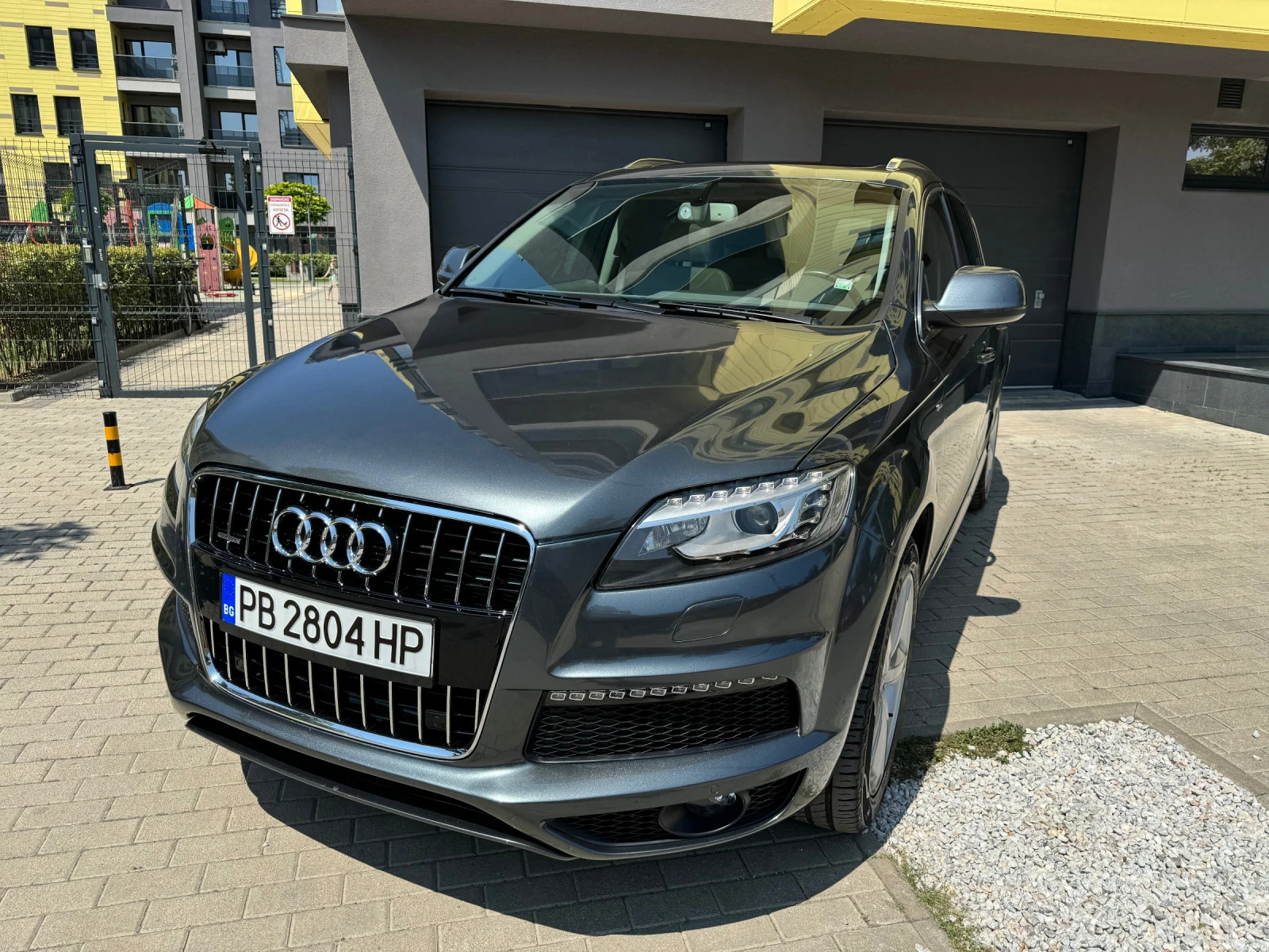 Audi Q7 4.2tdi s line 100000km - изображение 2