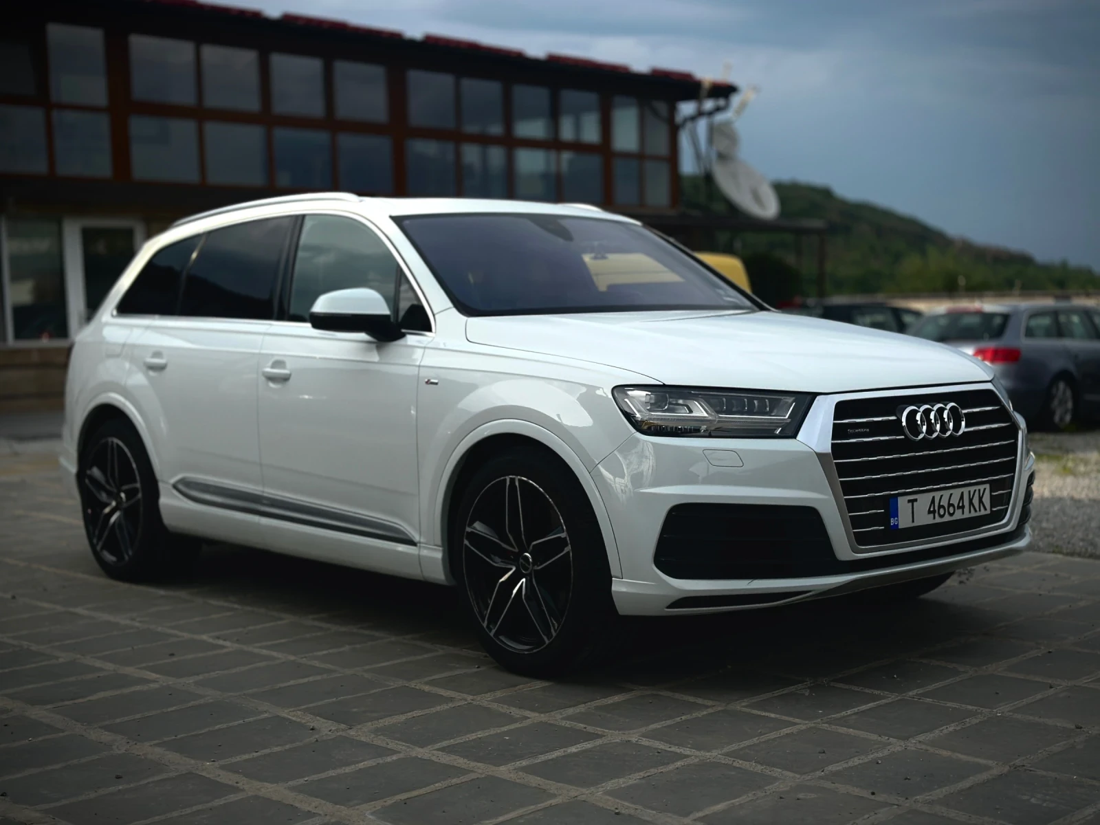 Audi Q7  - изображение 4