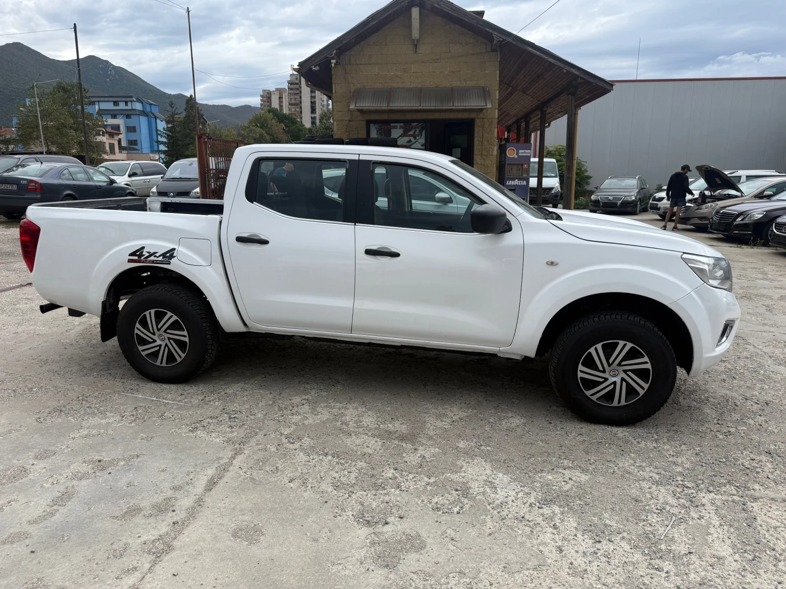 Nissan Navara 2.3 dci  - изображение 10