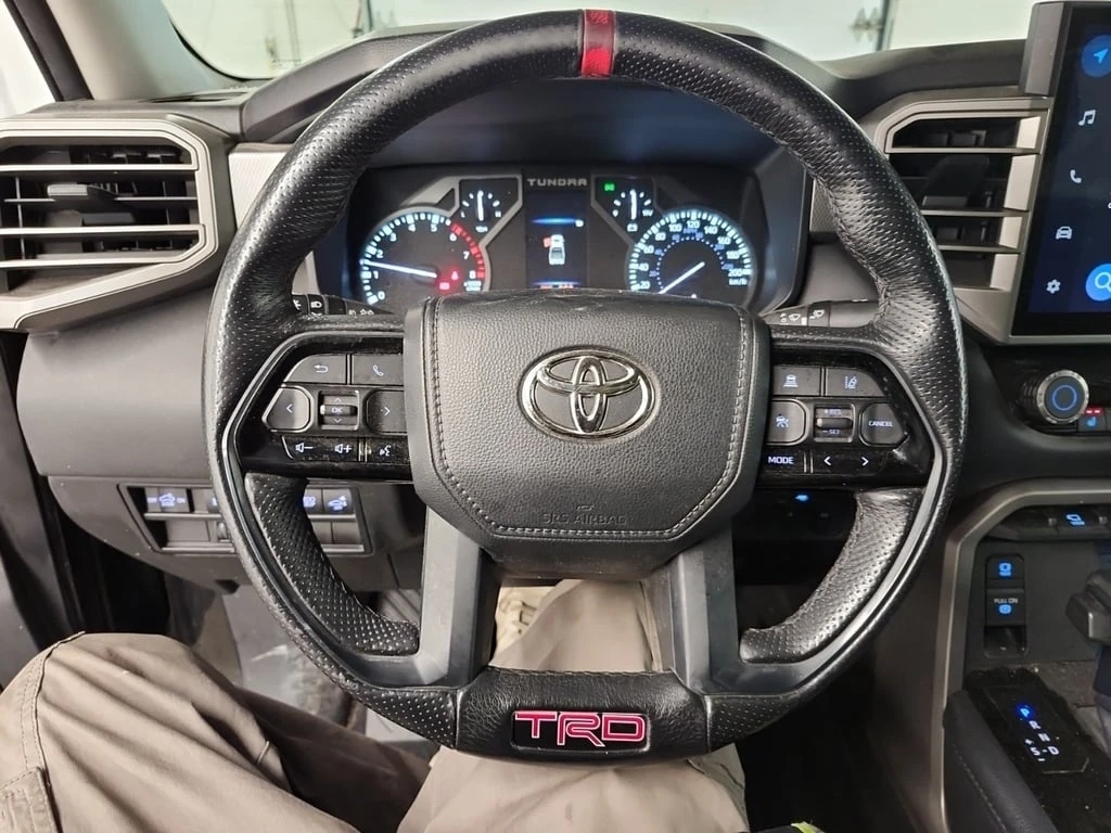 Toyota Tundra 2022 Limited * CARFAX * ��� ������������ ������ | Mobile.bg � ����������� 12