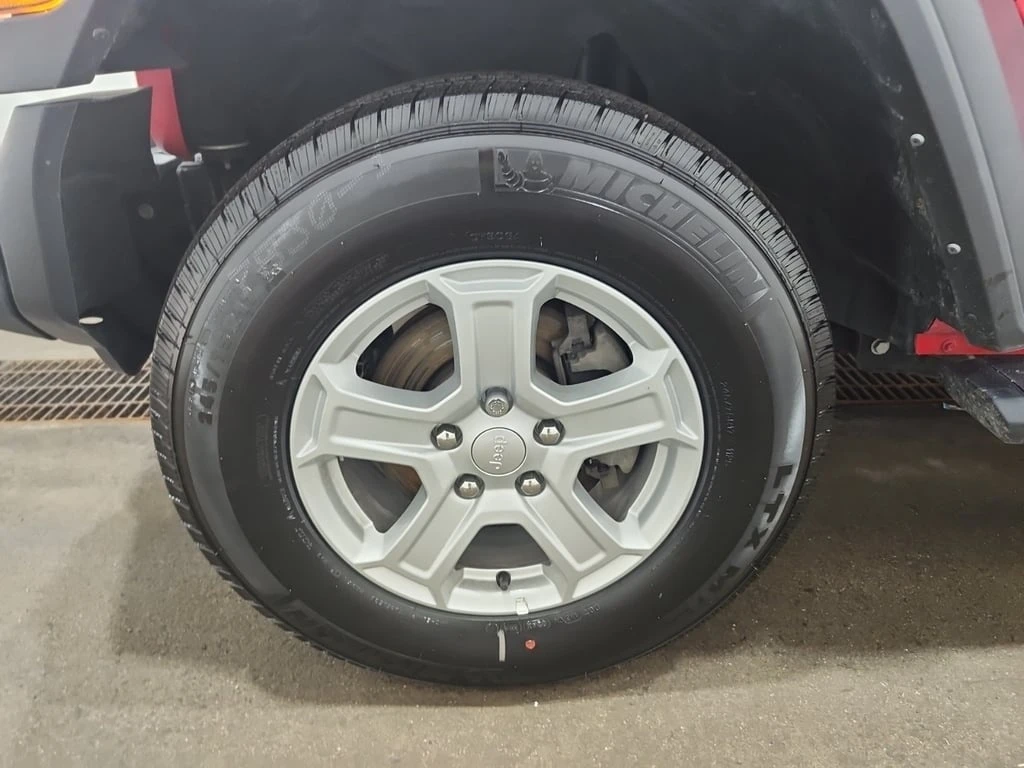 Jeep Wrangler * UNLIMITED SPORT * CARFAX * БЕЗ ПЪРВОНАЧАЛНА ВНОС - изображение 6