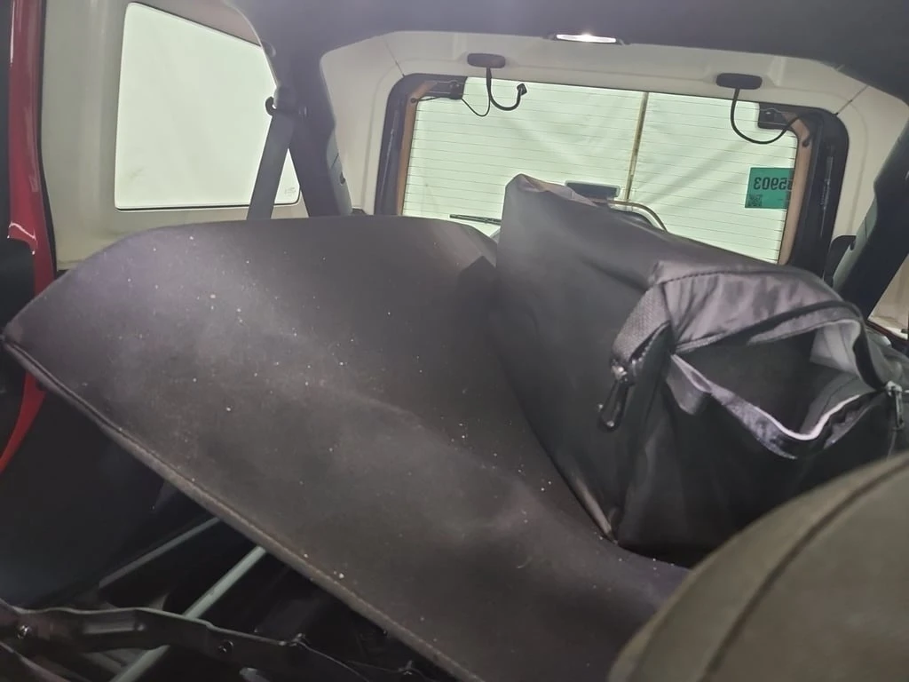 Jeep Wrangler * UNLIMITED SPORT * CARFAX * ��� ������������ ���� | Mobile.bg � ����������� 13