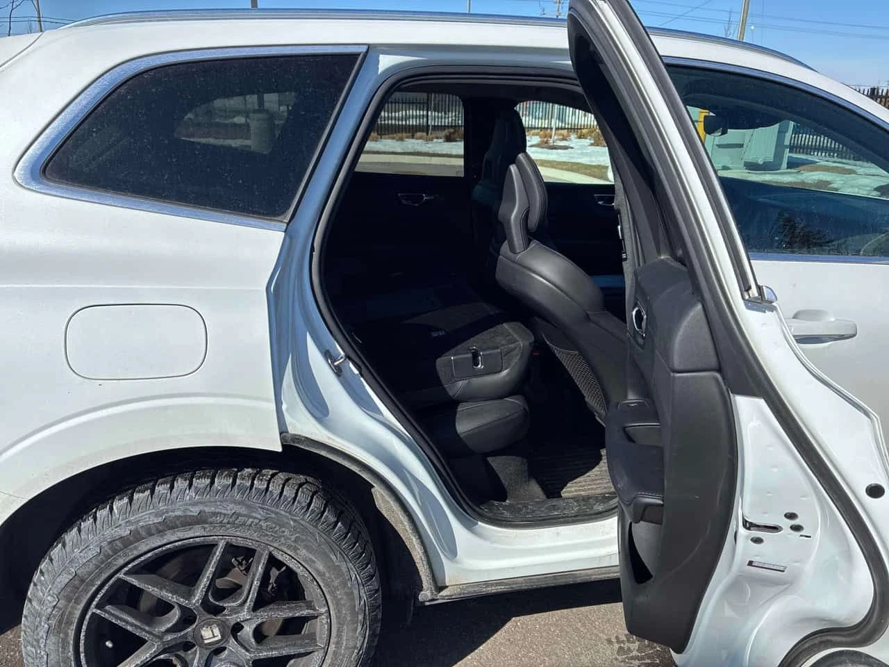 Volvo XC60 Momentum  CARFAX, снимка 15 - Автомобили и джипове - 53720827