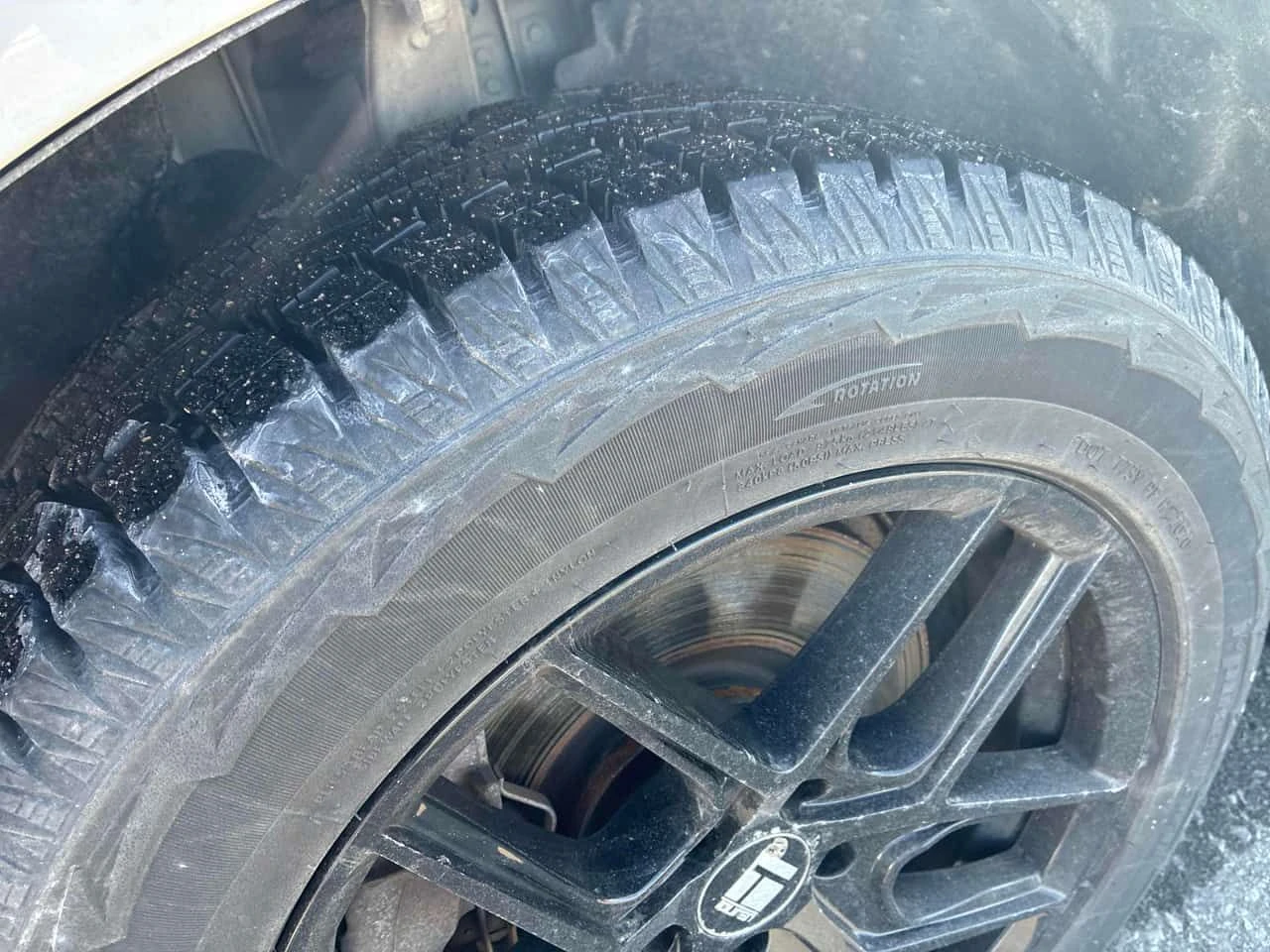 Volvo XC60 Momentum  CARFAX, снимка 7 - Автомобили и джипове - 53720827