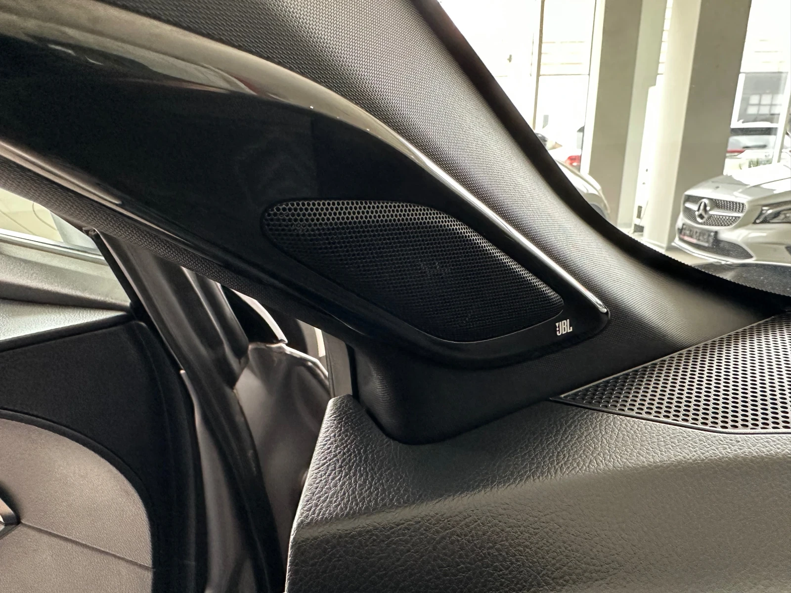 Toyota C-HR Lounge, снимка 16 - Автомобили и джипове - 53915557