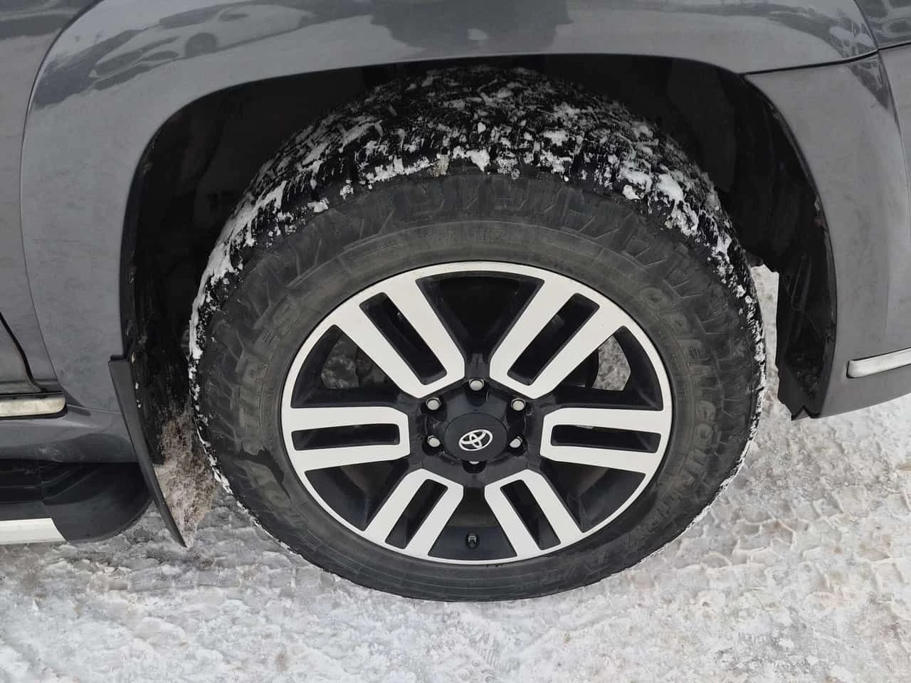 Toyota 4runner * SR5 * PANO* KEYLESS* �������*  | Mobile.bg � ����������� 7