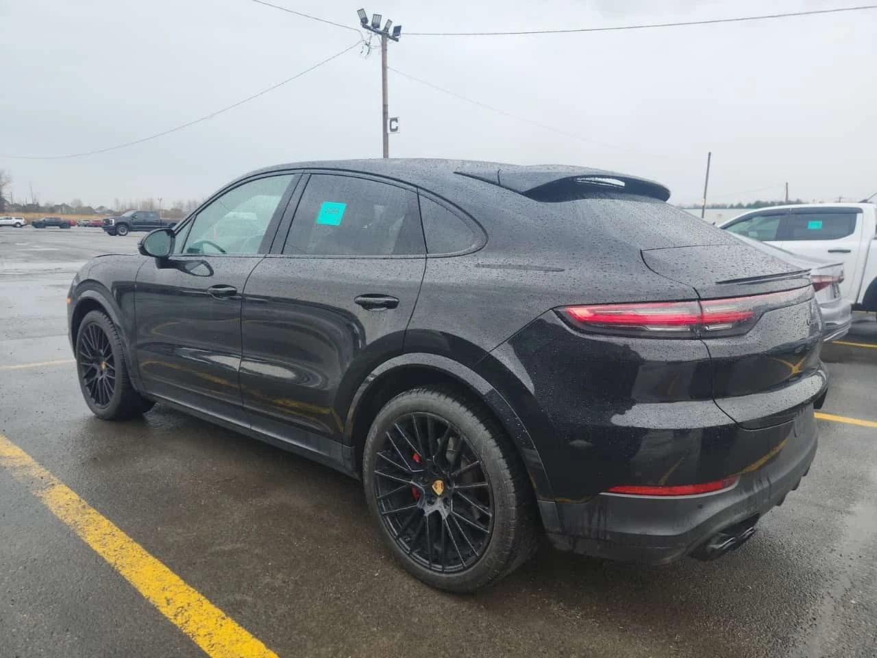 Porsche Cayenne COUPE| HUD| 360| ОБДУХВАНЕ| 2 КЛЮЧА| 2 ЧИФТА ГУМИ, снимка 4 - Автомобили и джипове - 54318294