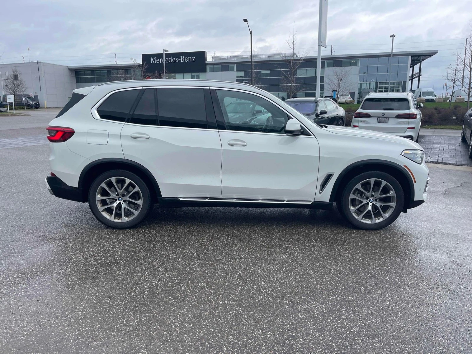 BMW X5 M40i * HeadUp *  AвтоКредит * ЦЕНА ДО БГ, снимка 4 - Автомобили и джипове - 54426827