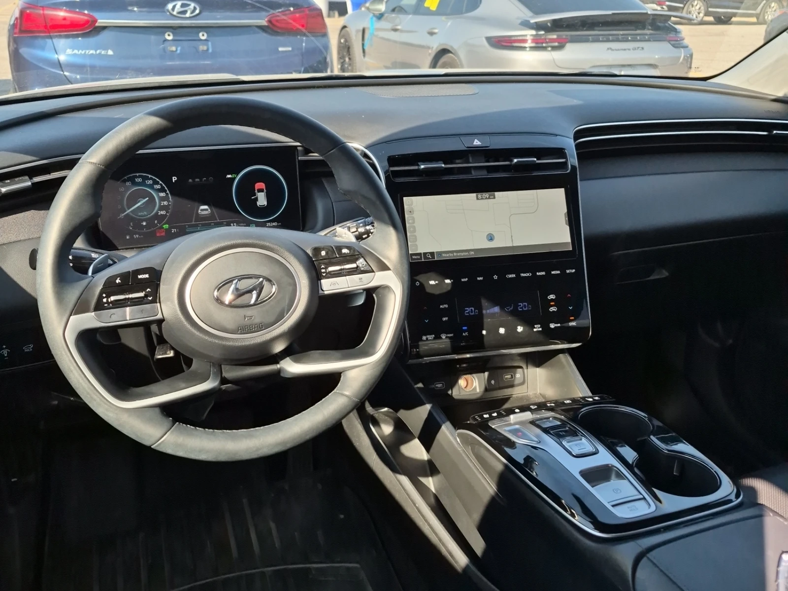 Hyundai Tucson ULTIMATE, снимка 10 - Автомобили и джипове - 54724701