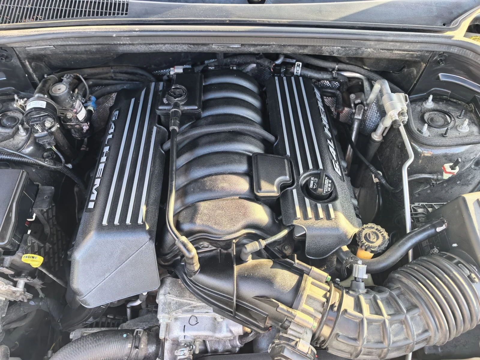 Jeep Grand cherokee 6.4 SRT, снимка 10 - Автомобили и джипове - 55167460