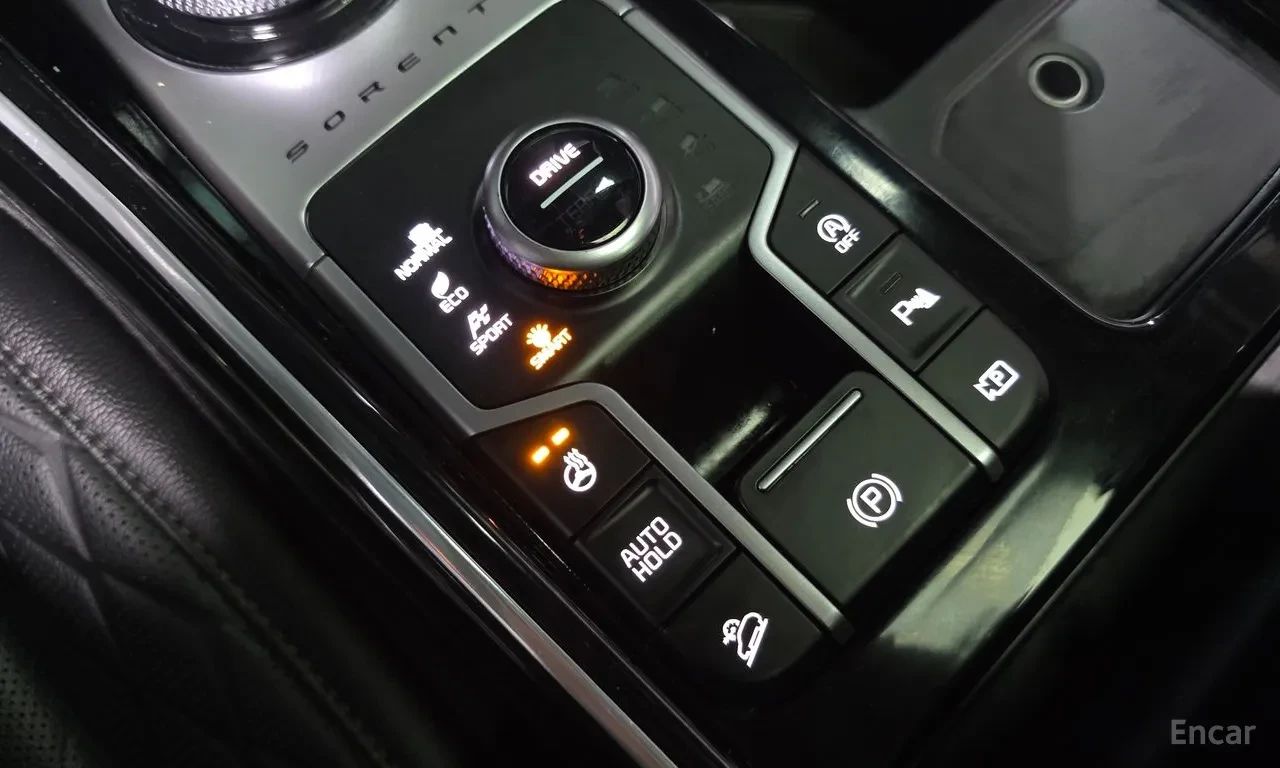 Kia Sorento GRAVITY| 7 МЕСТА| HUD| 360| MirrorCAM| БЕЗ ИНЦ, снимка 11 - Автомобили и джипове - 55509582