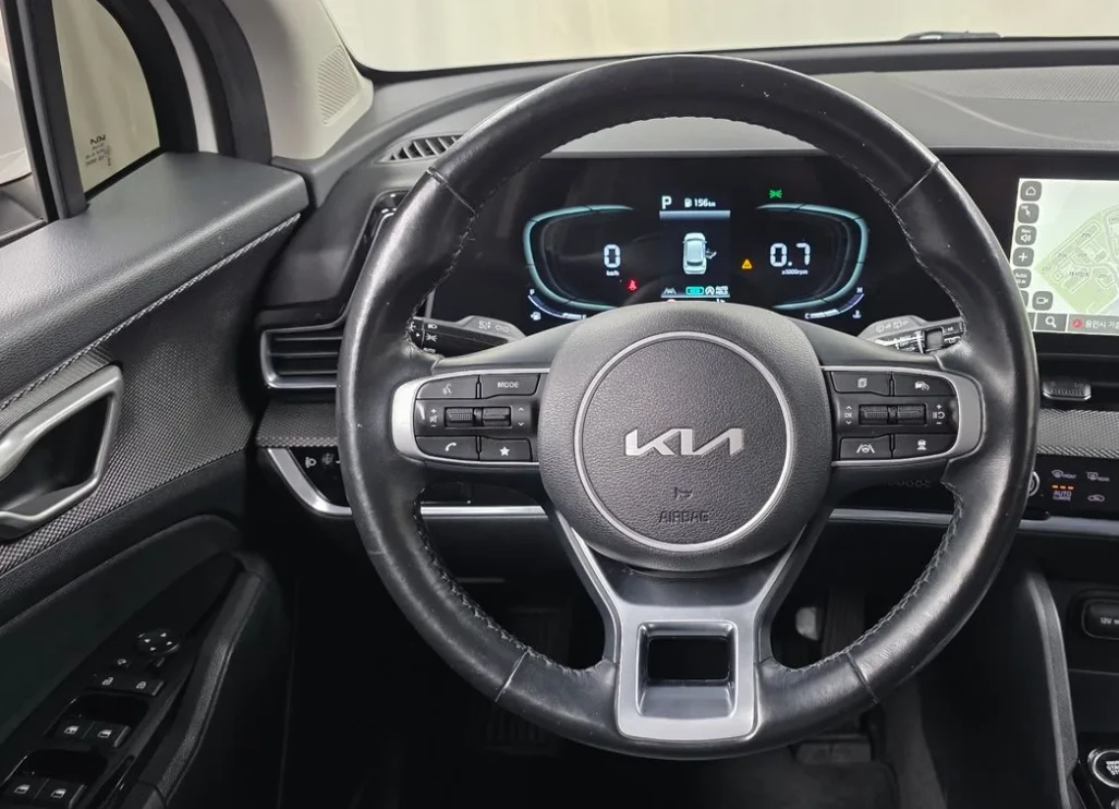 Kia Sportage Trendy* КОЖА* КАМЕРА* ПОДГРЕВ ВОЛАН* LANE ASSIST, снимка 7 - Автомобили и джипове - 55743988