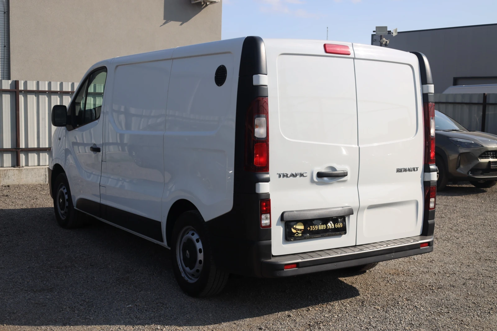 Renault Trafic 1.6 dCi L1H1 Parktronic Media NAVI MY18 #iCarbg - изображение 6