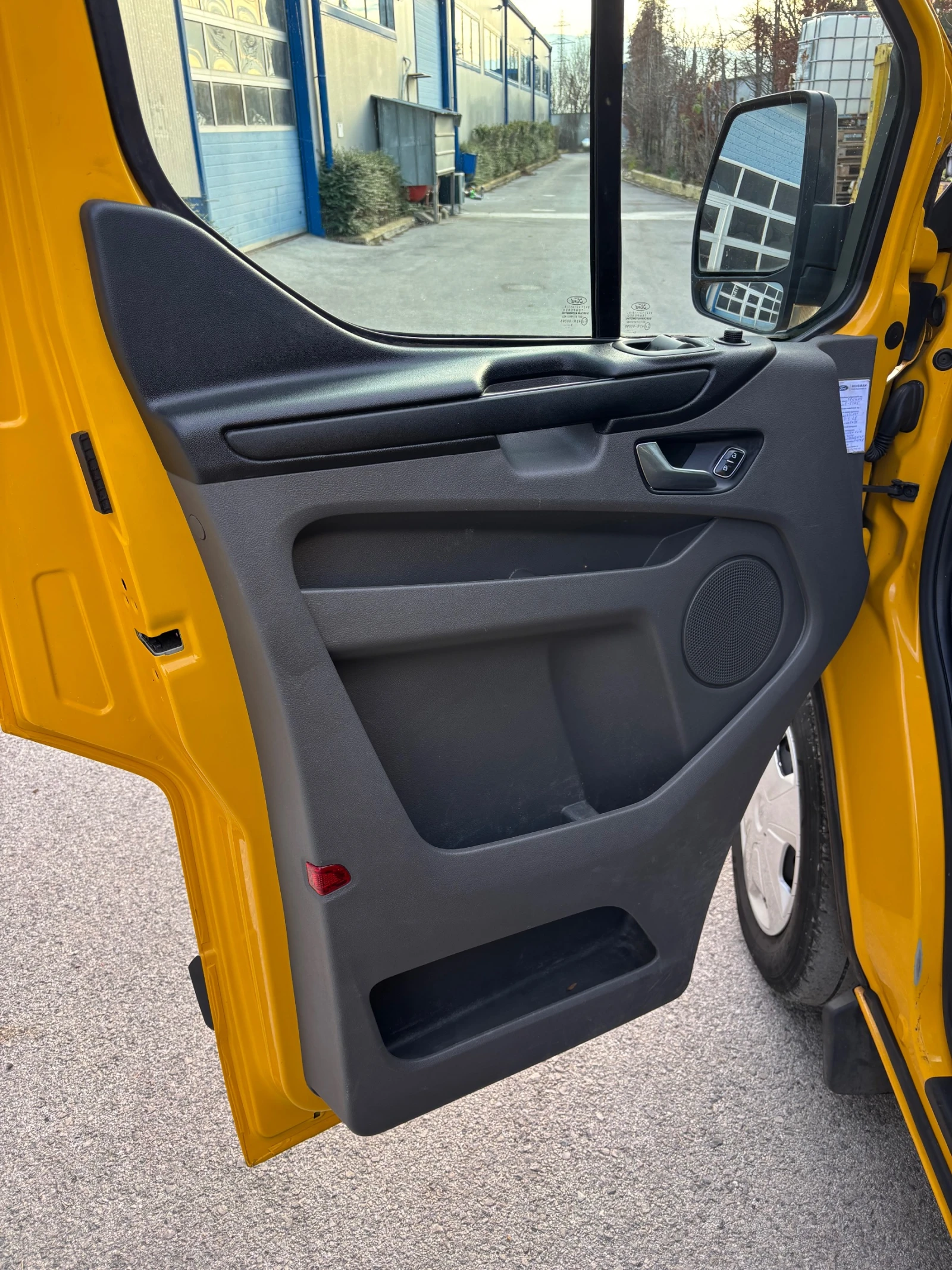 Ford Transit Custom 2.0 EcoBlue - изображение 8