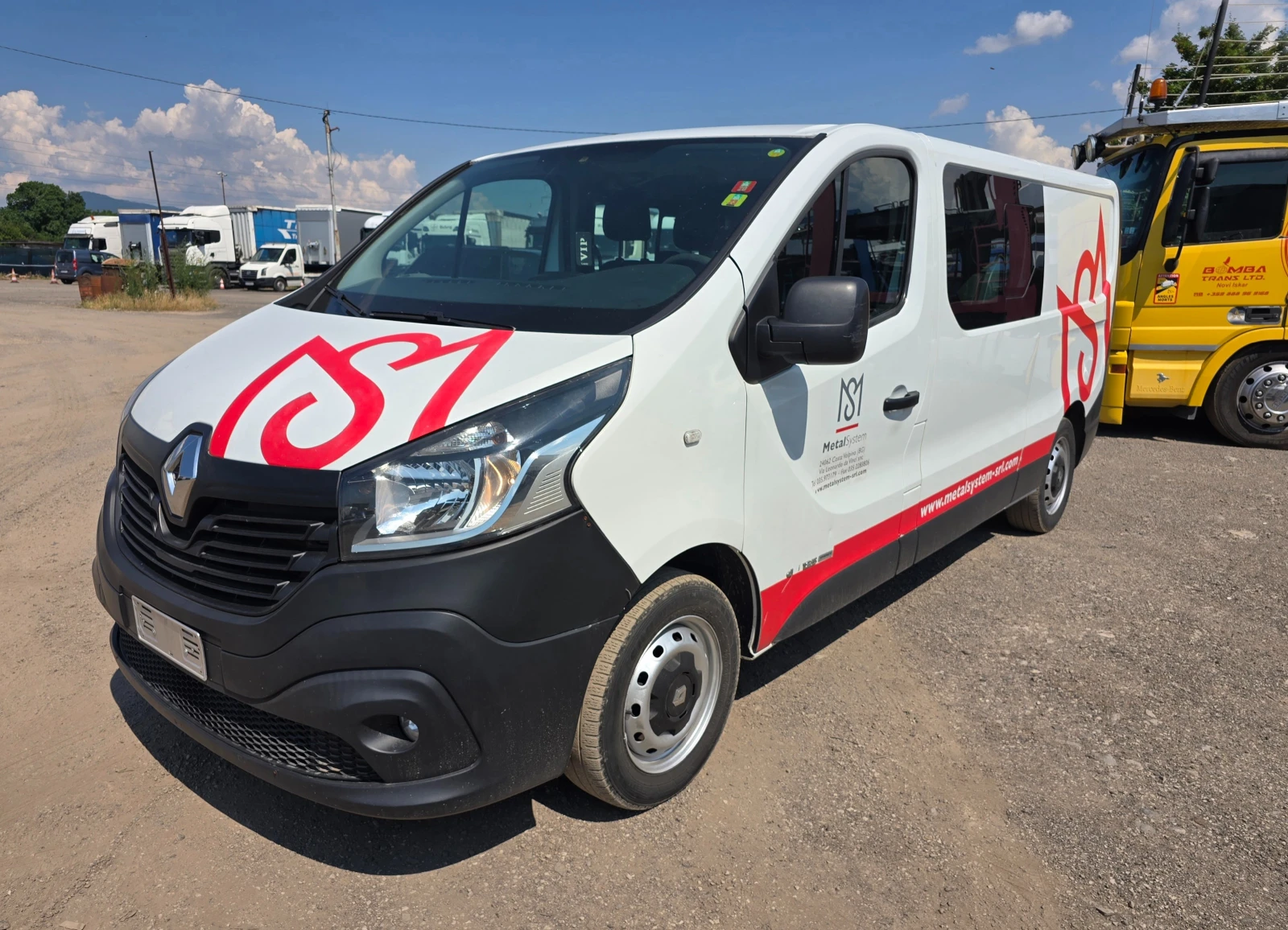 Renault Trafic 5+ 1* ТОВАРОПЪТНИЧЕСКИ* 1.6dci* 125кс* , снимка 3 - Бусове и автобуси - 55089467