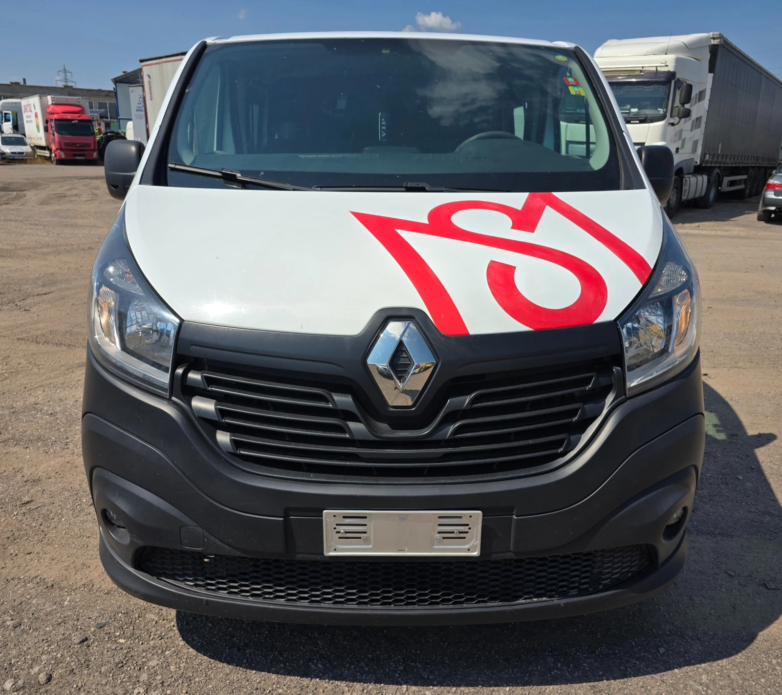 Renault Trafic 5+ 1* ТОВАРОПЪТНИЧЕСКИ* 1.6dci* 125кс* , снимка 2 - Бусове и автобуси - 55089467