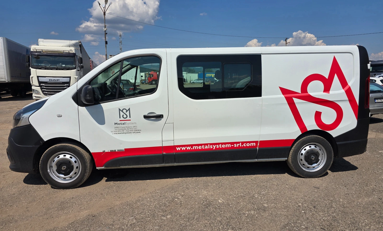 Renault Trafic 5+ 1* ТОВАРОПЪТНИЧЕСКИ* 1.6dci* 125кс* , снимка 4 - Бусове и автобуси - 55089467