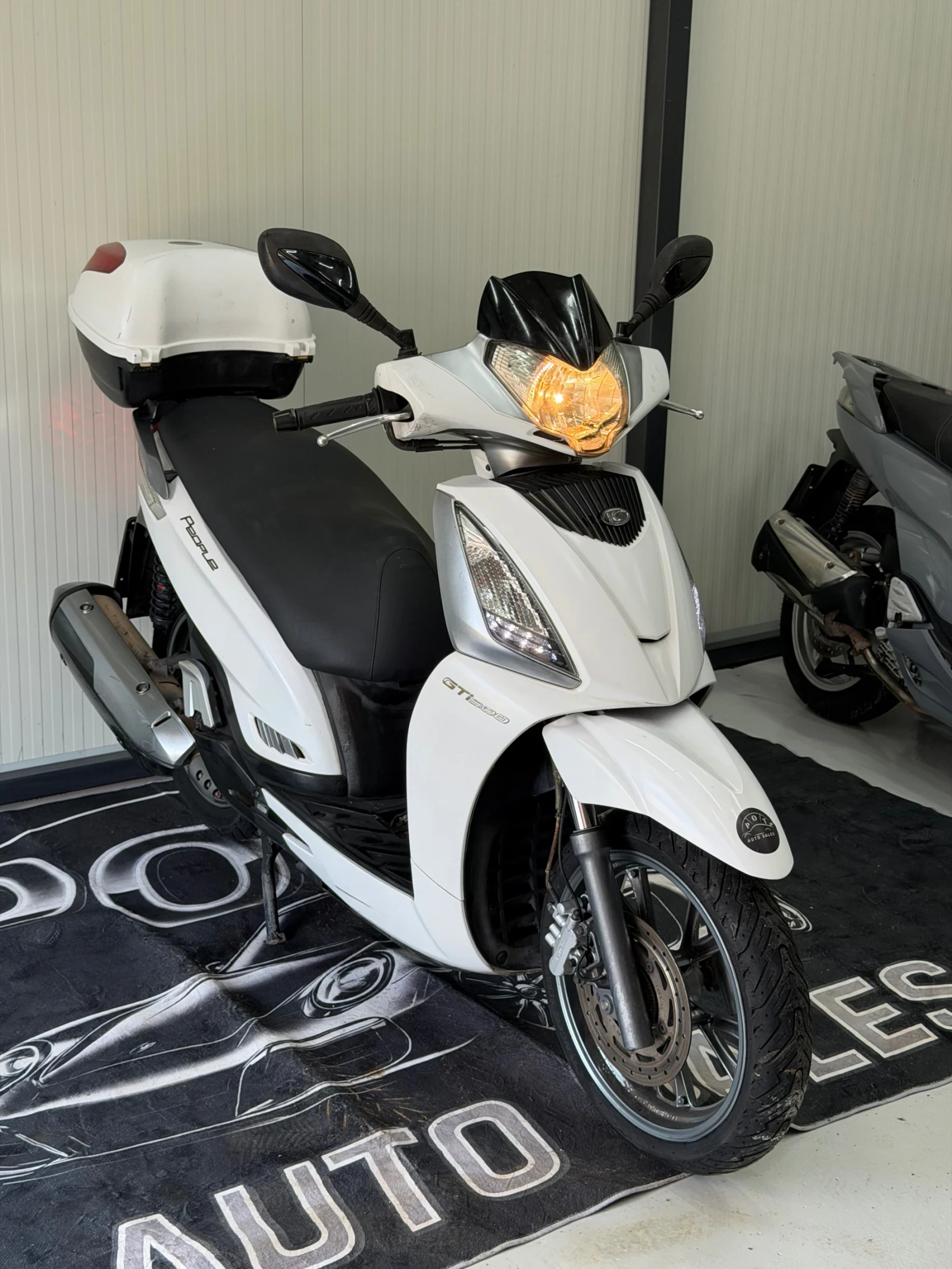 Kymco People GTi 300