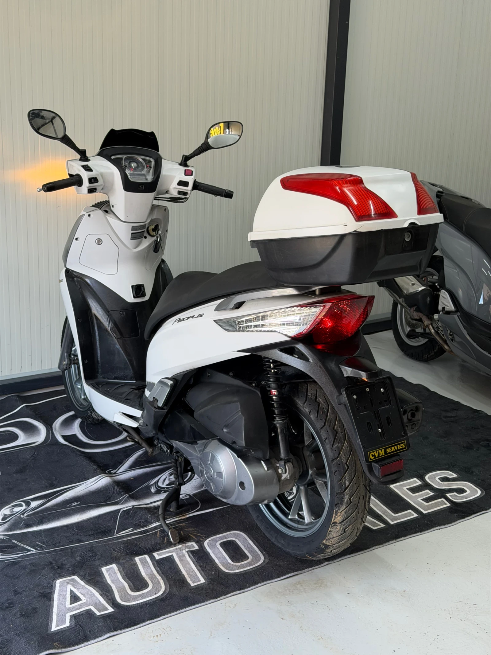 Kymco People GTi 300, снимка 5 - Мотоциклети и мототехника - 54988694