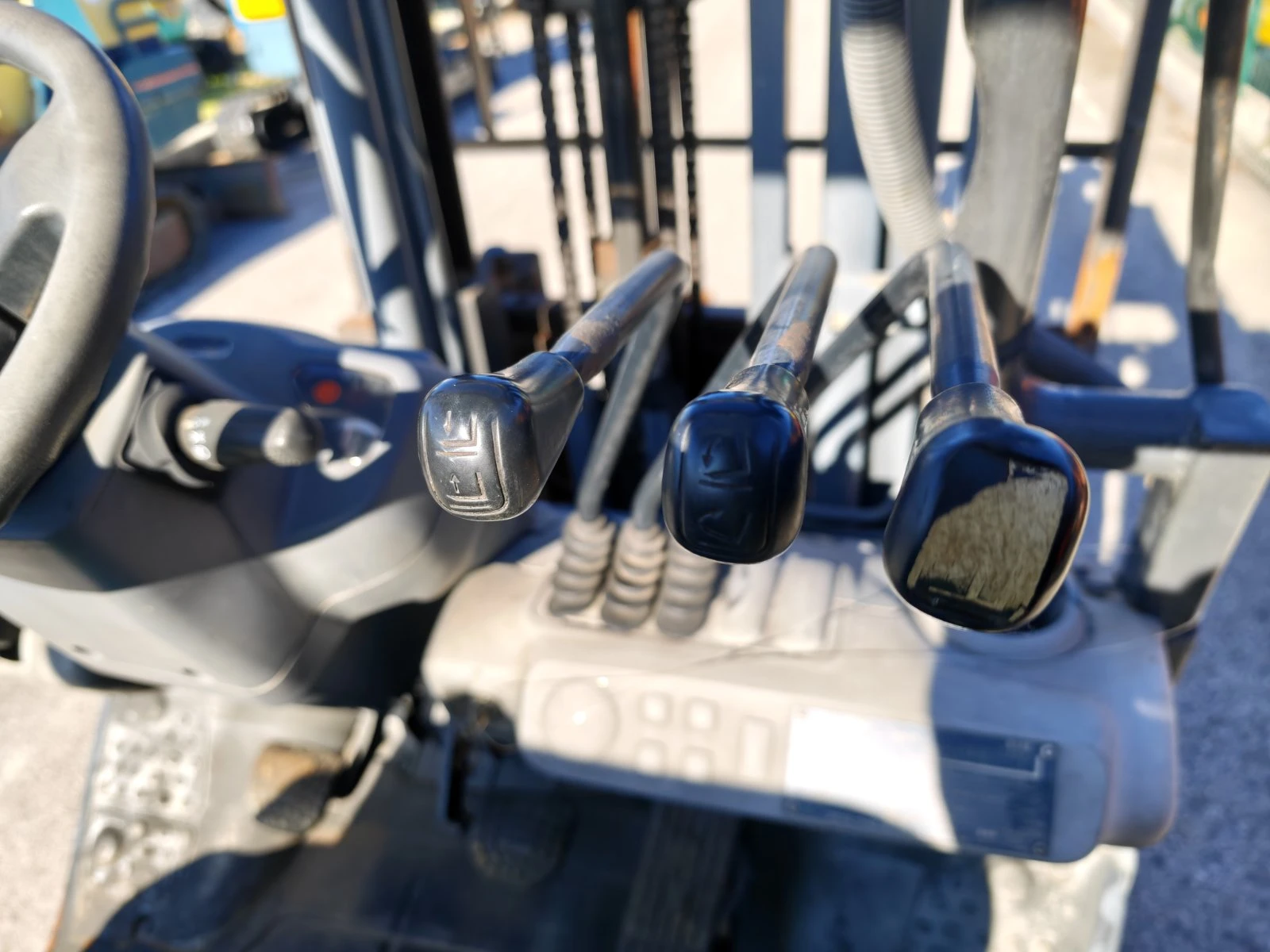 ������� Komatsu  ����������, ����� ��������� | Mobile.bg � ����������� 3