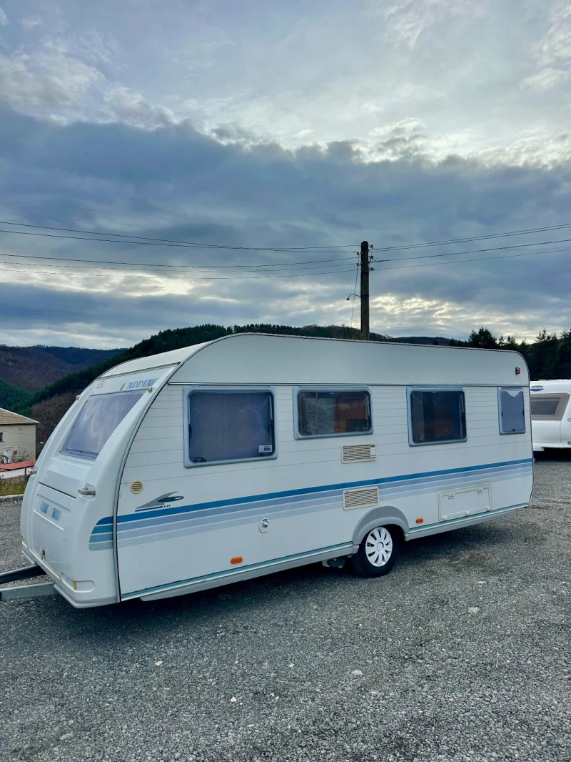 Каравана Adria Adora / НОВ ВНОС / ГОЛЯМА БАНЯ И WC / ФОРСЕЛТ /