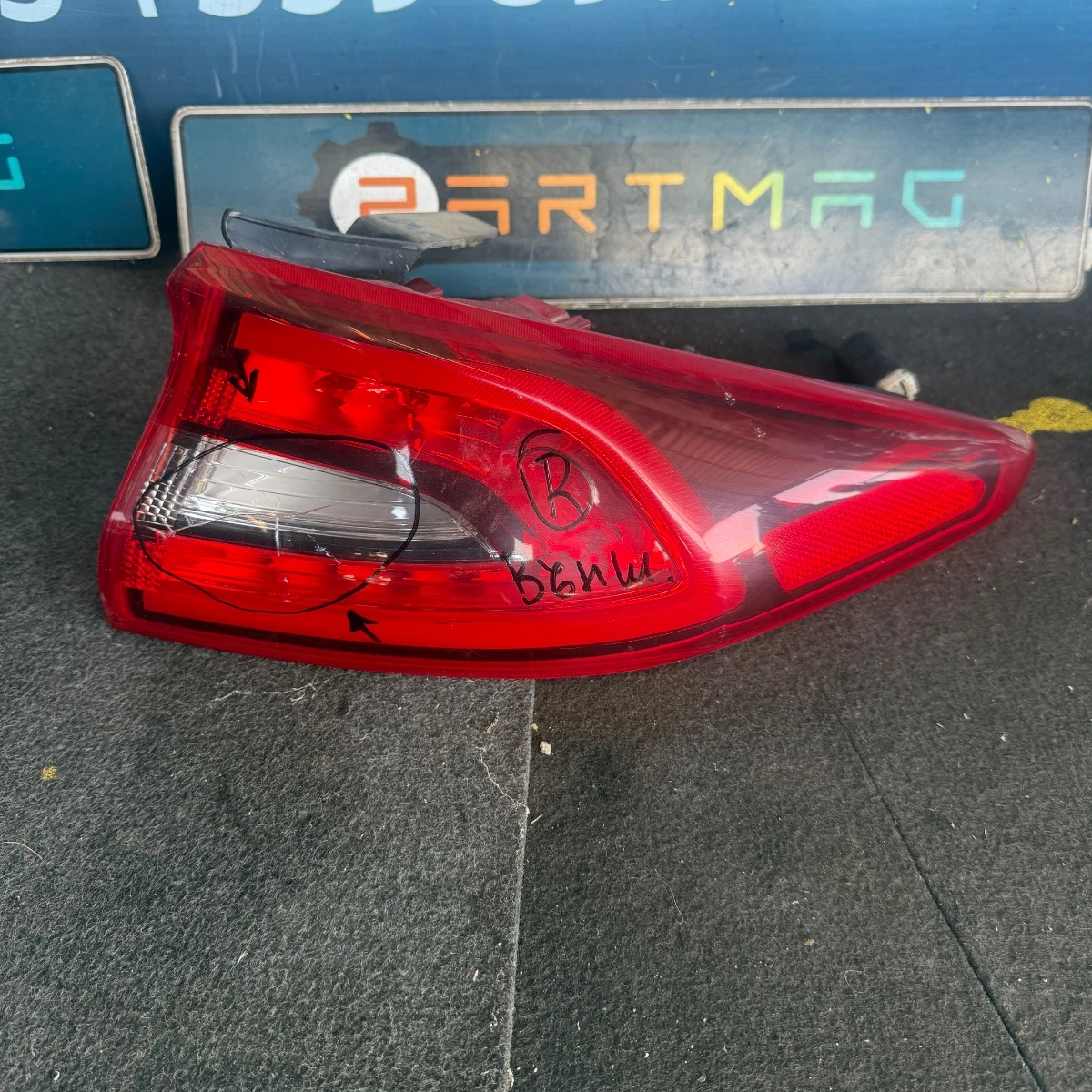 Десен външен стоп LED със забележка за Hyundai Ioniq 92402G2100-4139
