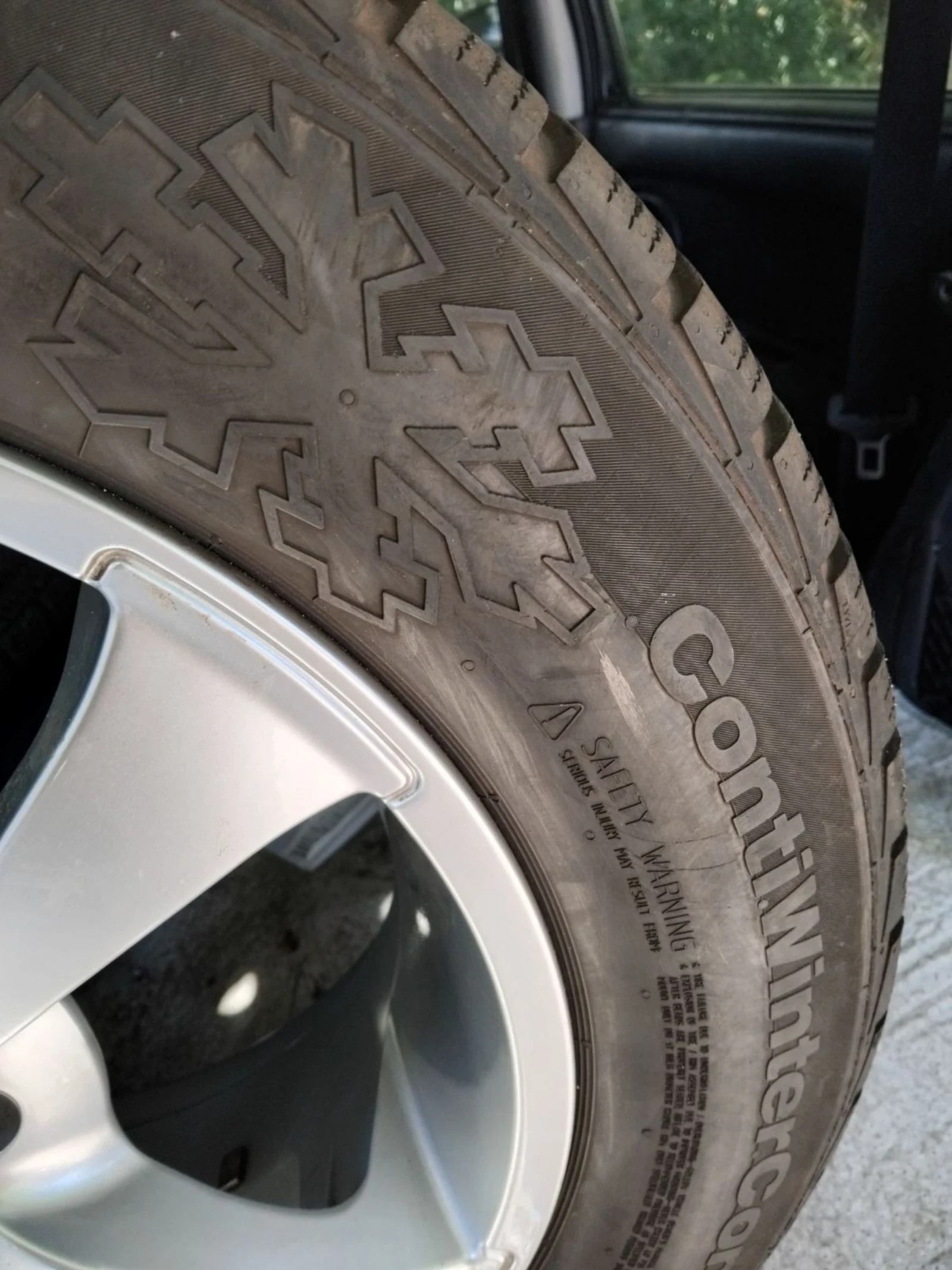    215/65R17  Kia Sportage | Mobile.bg   6