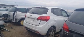 Kia Venga 1.6crdi-128кс-на части, снимка 3