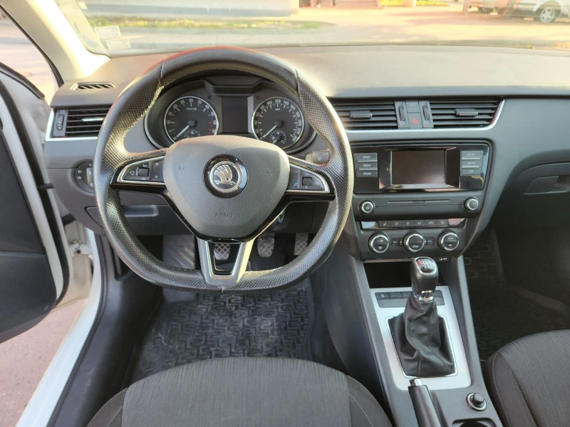 Skoda Octavia 2.0 TDI, снимка 7 - Автомобили и джипове - 47805975