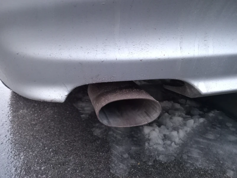 BMW 320, снимка 11 - Автомобили и джипове - 53277729