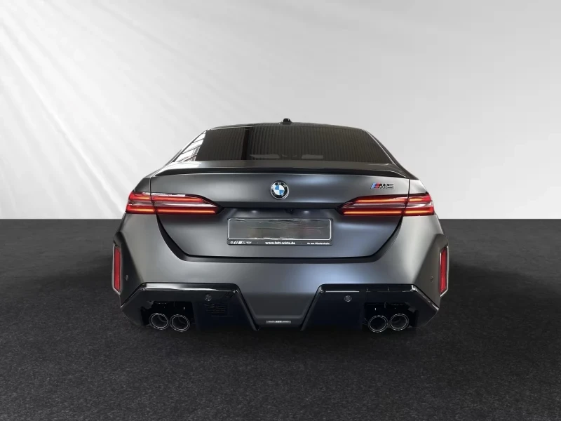 BMW M5, снимка 4 - Автомобили и джипове - 51201190