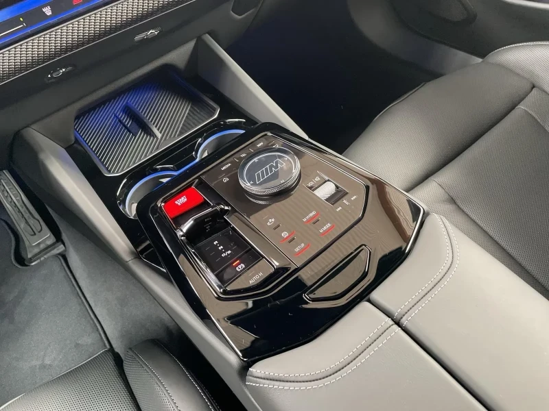 BMW M5, снимка 7 - Автомобили и джипове - 51201190