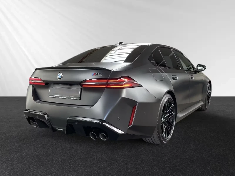 BMW M5, снимка 2 - Автомобили и джипове - 51201190