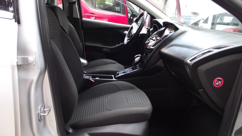 Ford Focus 1.5.d.120.k.c.Navi.Automatic., снимка 14 - Автомобили и джипове - 51464543