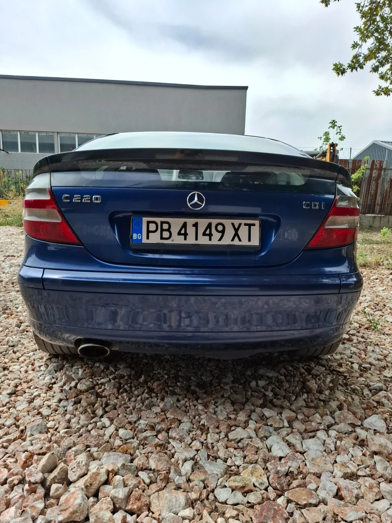 Mercedes-Benz C 220 Sport cupe, снимка 6 - Автомобили и джипове - 51896194