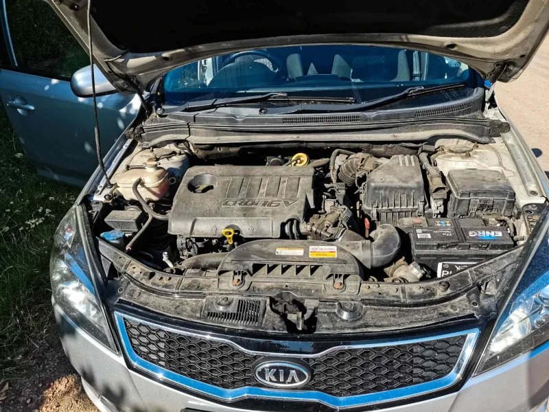 Kia Ceed, снимка 5 - Автомобили и джипове - 51683188