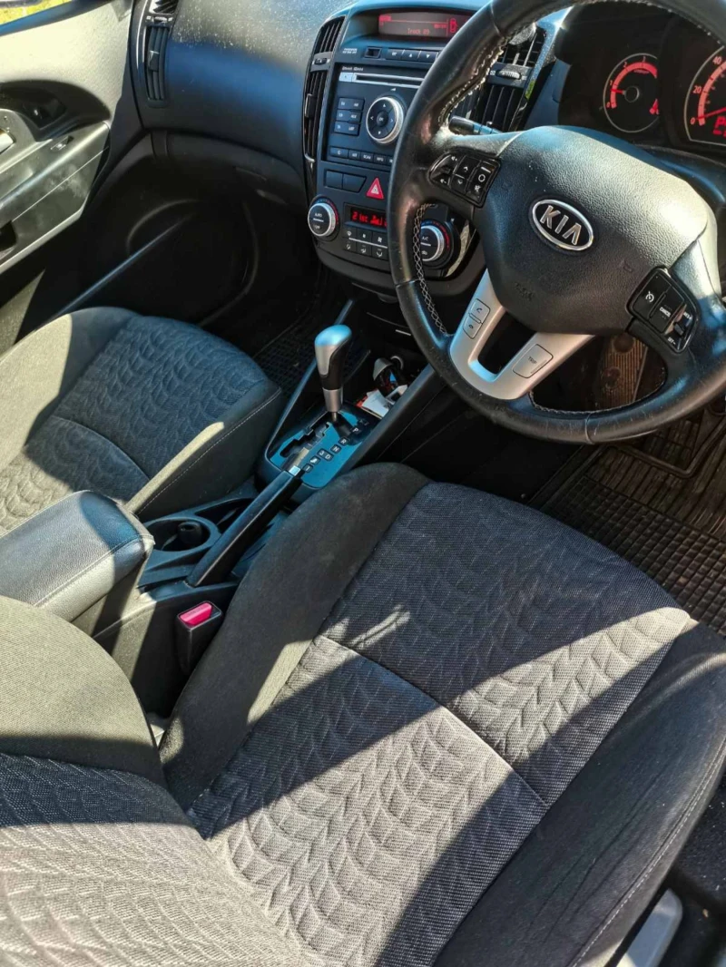 Kia Ceed, снимка 9 - Автомобили и джипове - 51683188